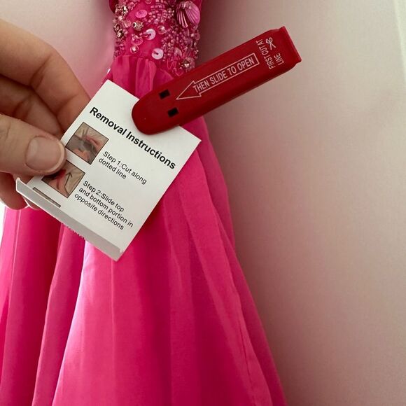 Mac Duggal | 68029 Halter Neck High Low Flowy Gown Size 2 NEW - Picture 11 of 11